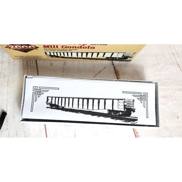 Proto 2000 Series Life-Like Trains 52’ 6” Drop End Mill Gondola Model Train Gift - Picture 4 of 14